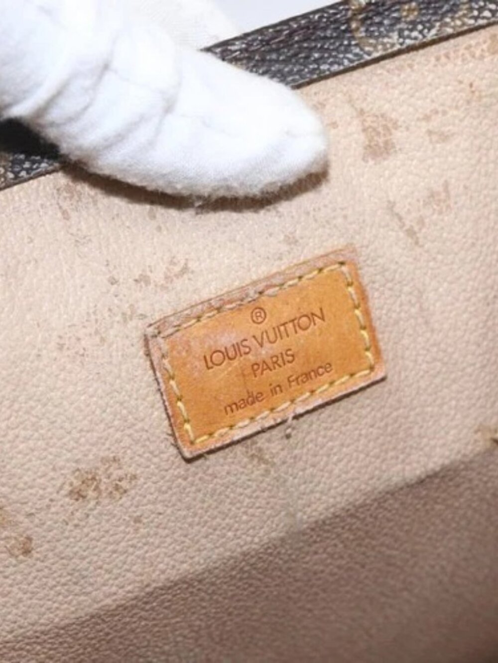 LOUIS VUITTON Monogram Sac Plat Hand Bag - Picture 9 of 16